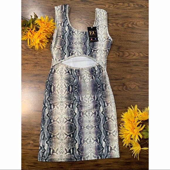 Snake Print Cut Out Bodycon Dress - Picture 2 of 6